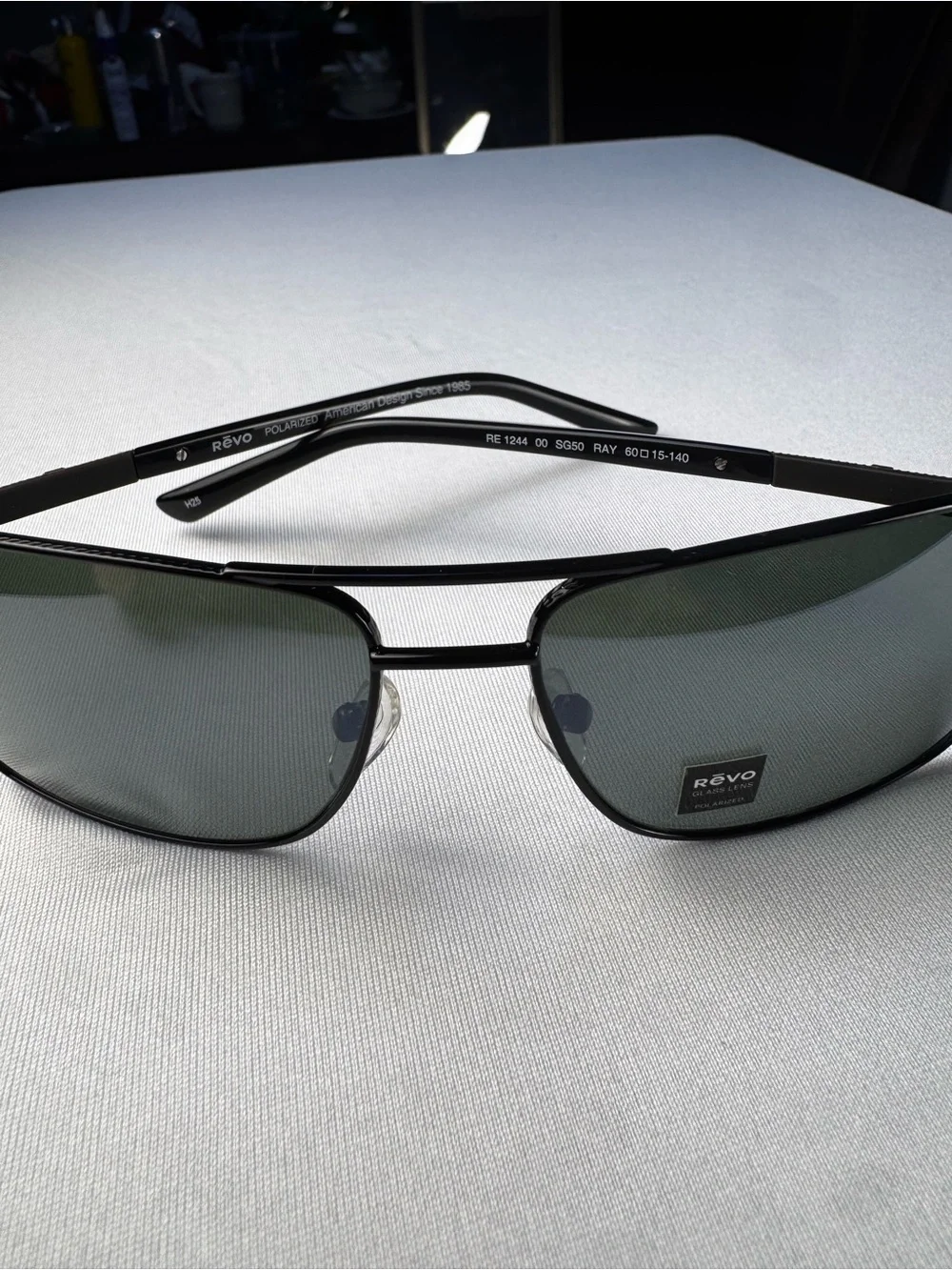 NEW! REVO RE 1244 00 sg50 Ray Polarized Glass Discontinued black/white frames